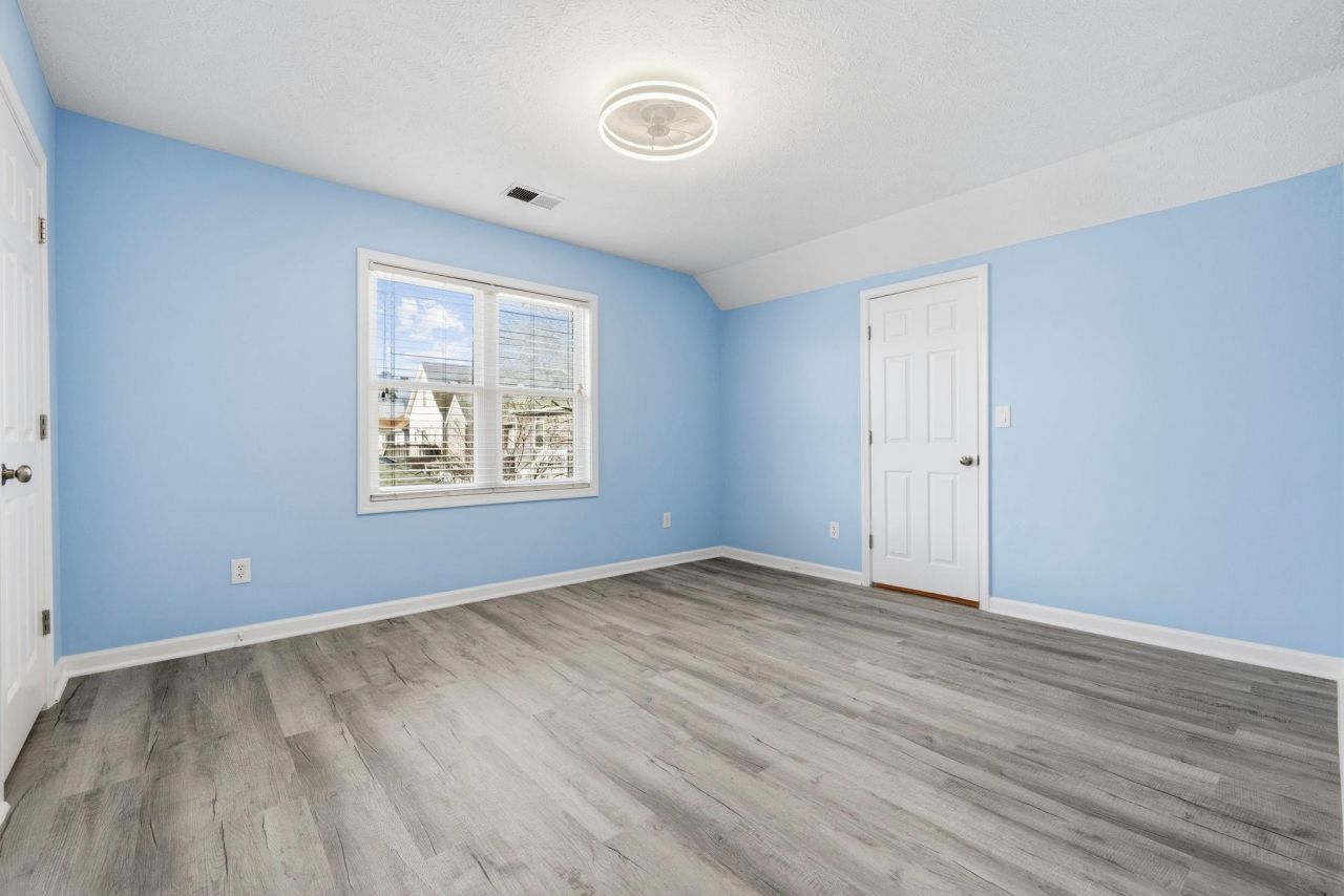 934 Tiffany Ln. Photo 26