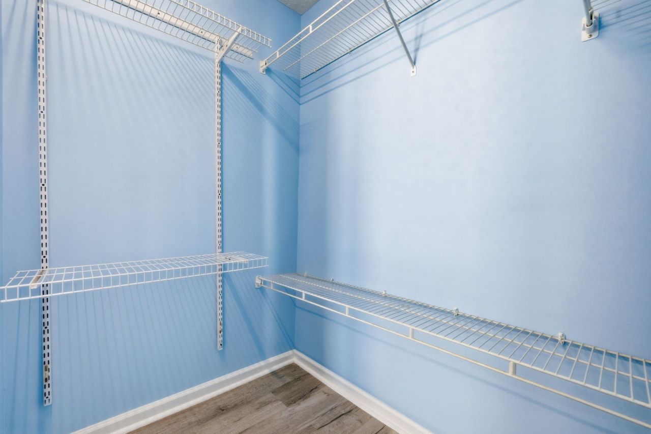 934 Tiffany Ln. Photo 32