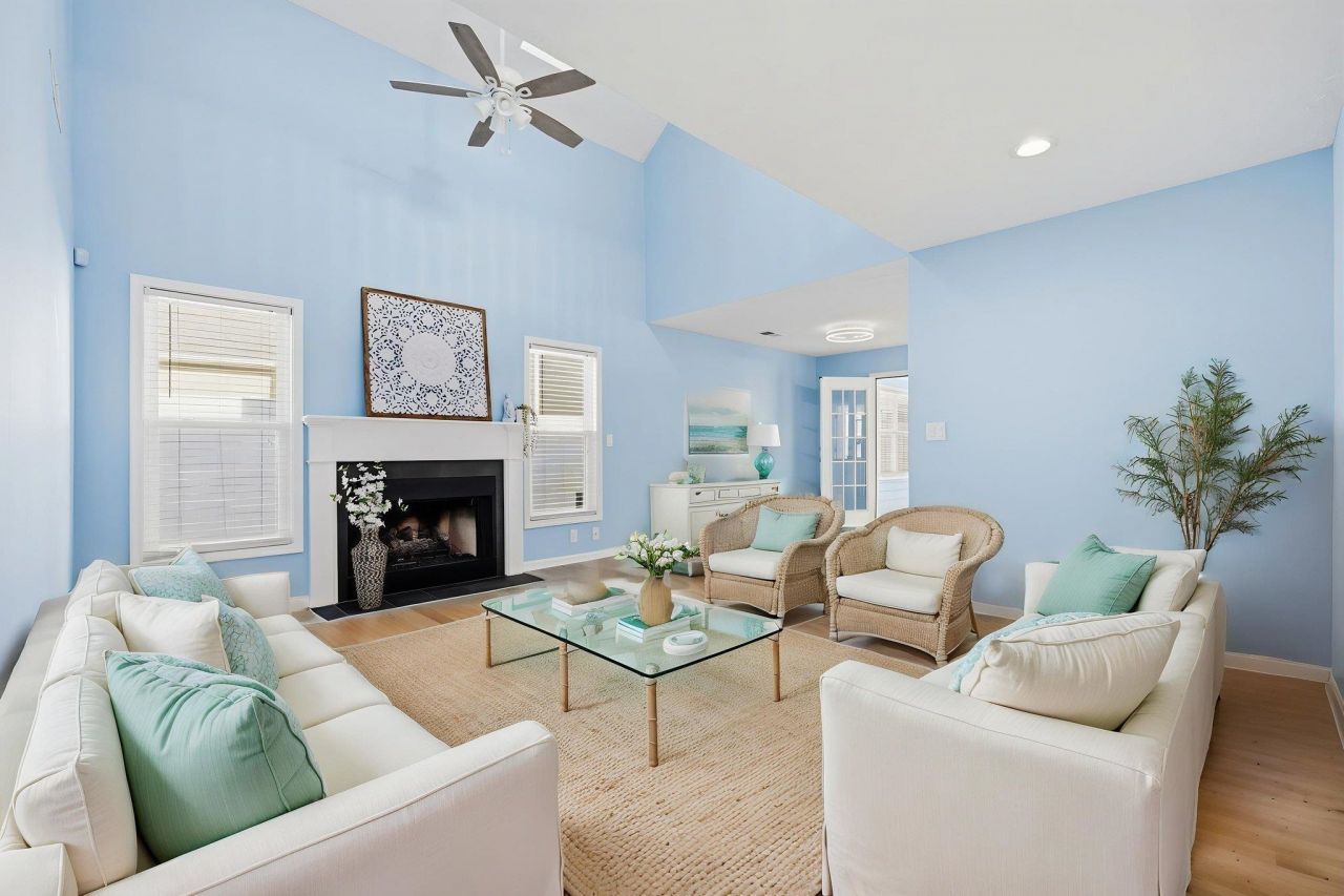 934 Tiffany Ln. Photo 7