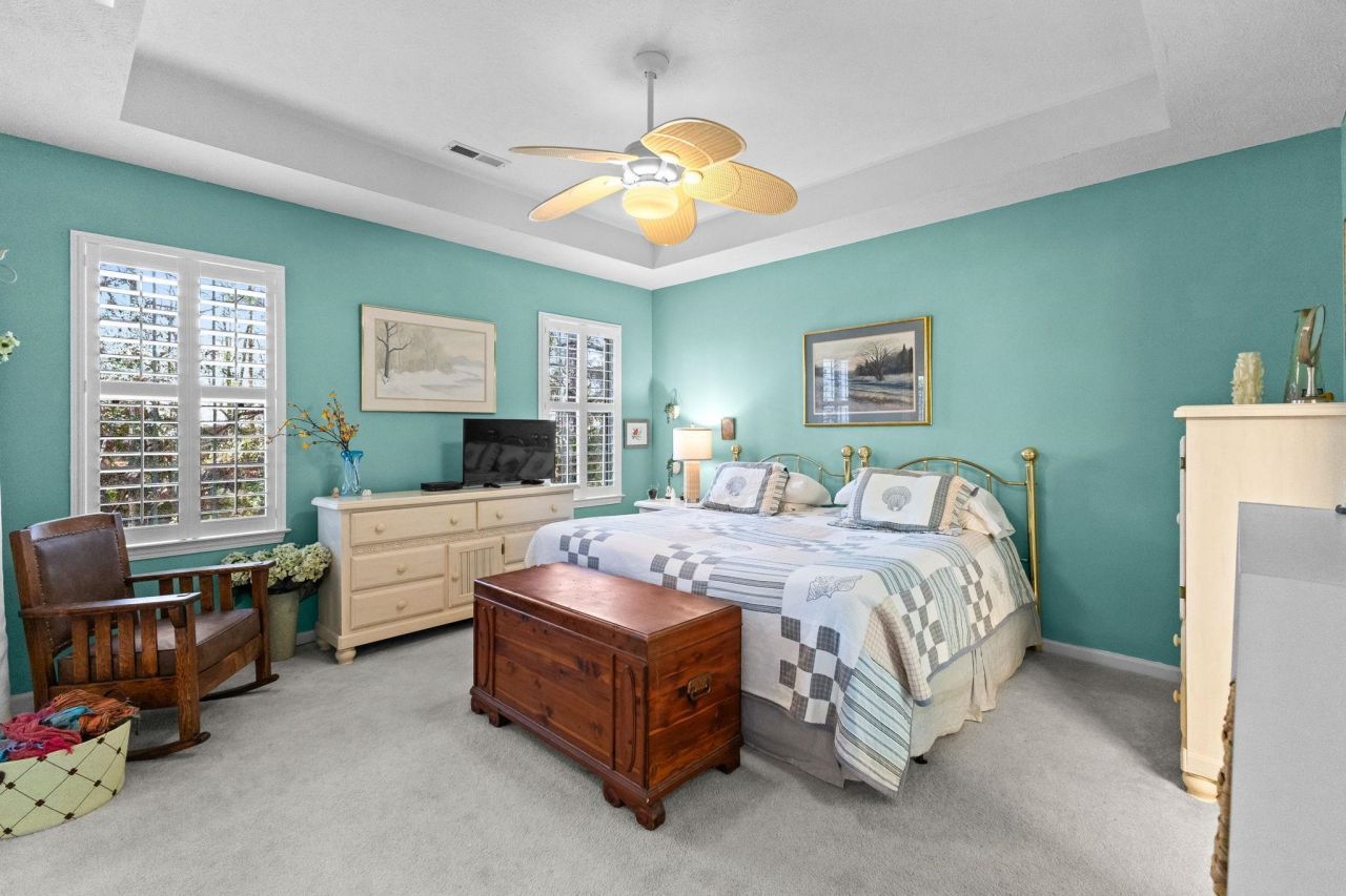 4540 Eastport Blvd. Photo 24