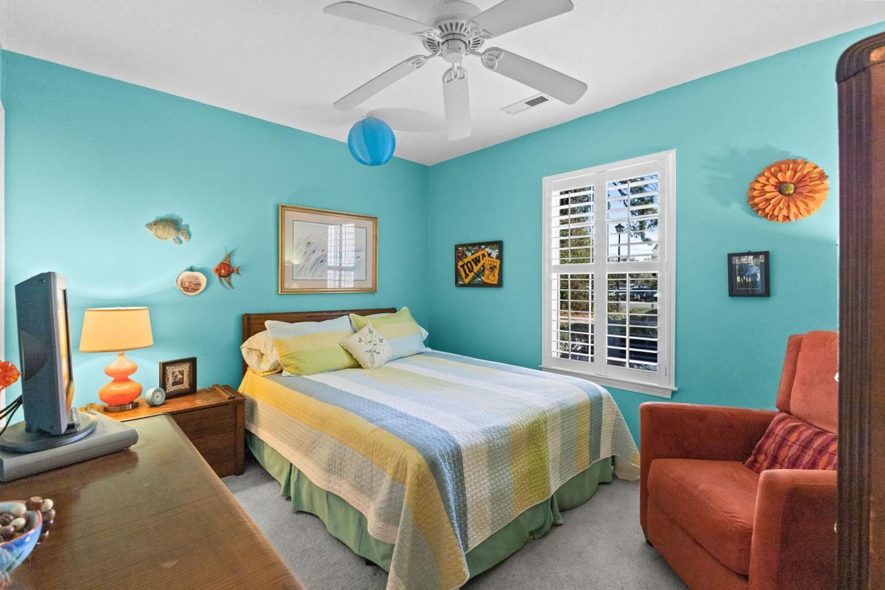 4540 Eastport Blvd. Photo 31