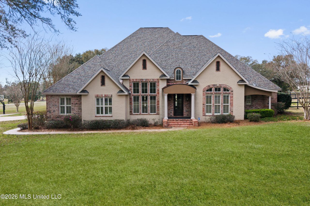 23337 Stablewood Circle, Pass Christian, MS 39571 Main Photo