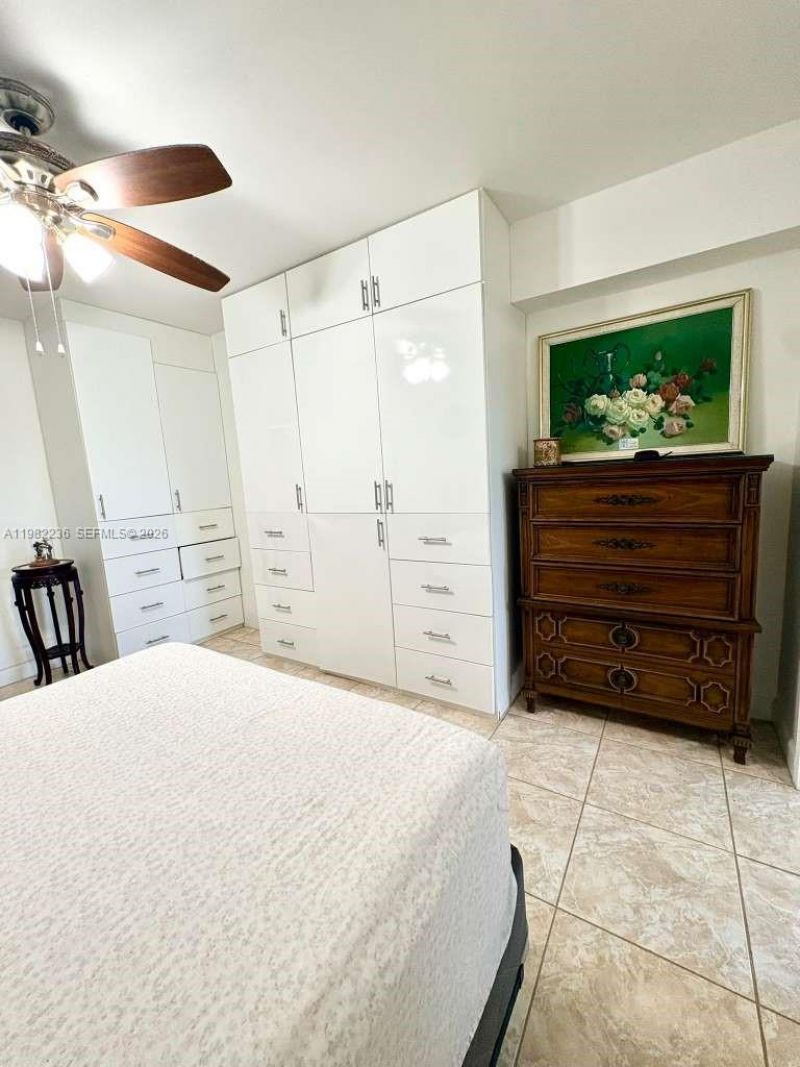 20500 W Country Club Dr, Unit 410, Aventura, FL 33180 Photo