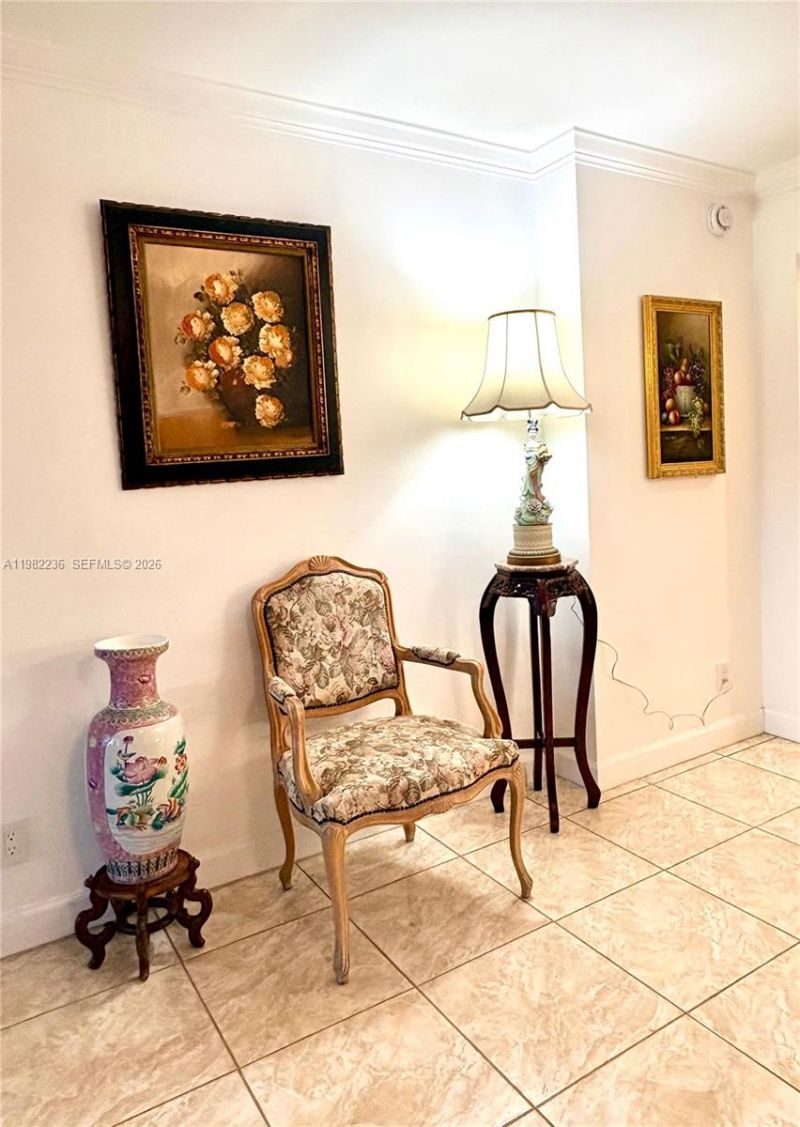 20500 W Country Club Dr, Unit 410, Aventura, FL 33180 Photo