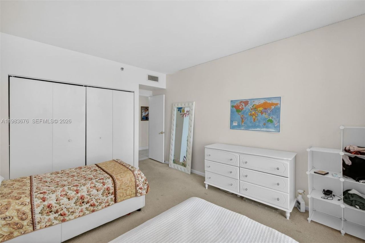 20281 E Country Club Dr, Unit 608, Aventura, FL 33180 Photo