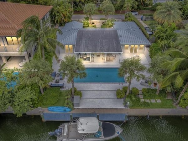 1150 NE 91st St, Miami, FL 33138