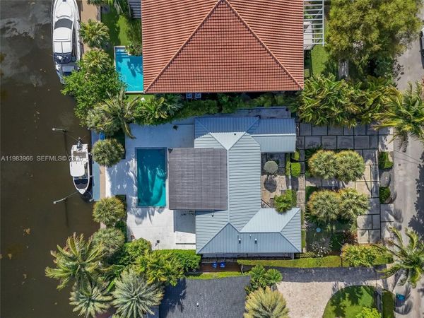 1150 NE 91st St, Miami, FL 33138