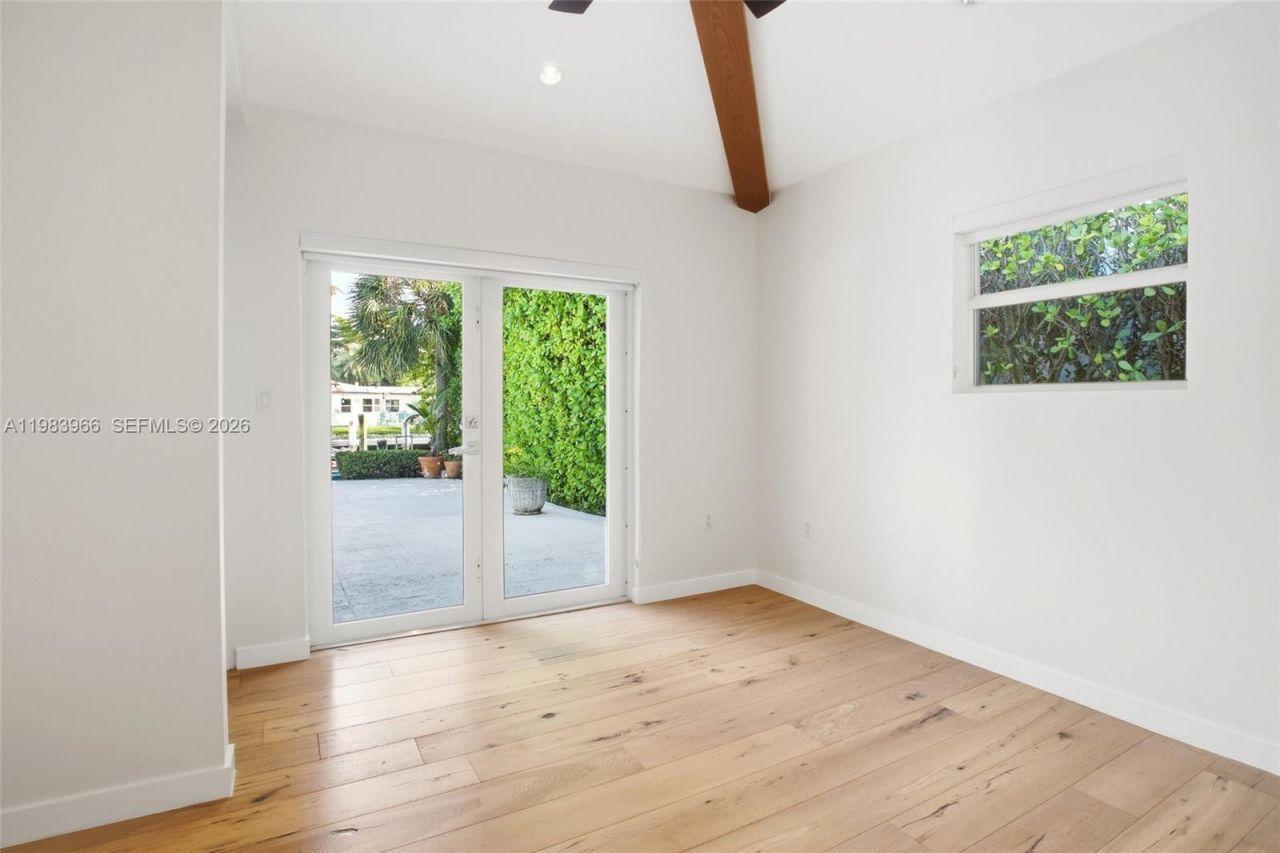 1150 NE 91st St, Miami, FL 33138 Photo