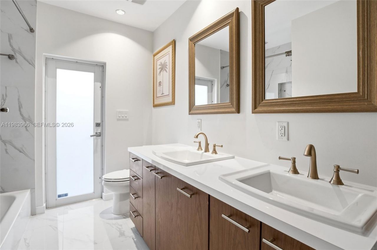 1150 NE 91st St, Miami, FL 33138 Photo