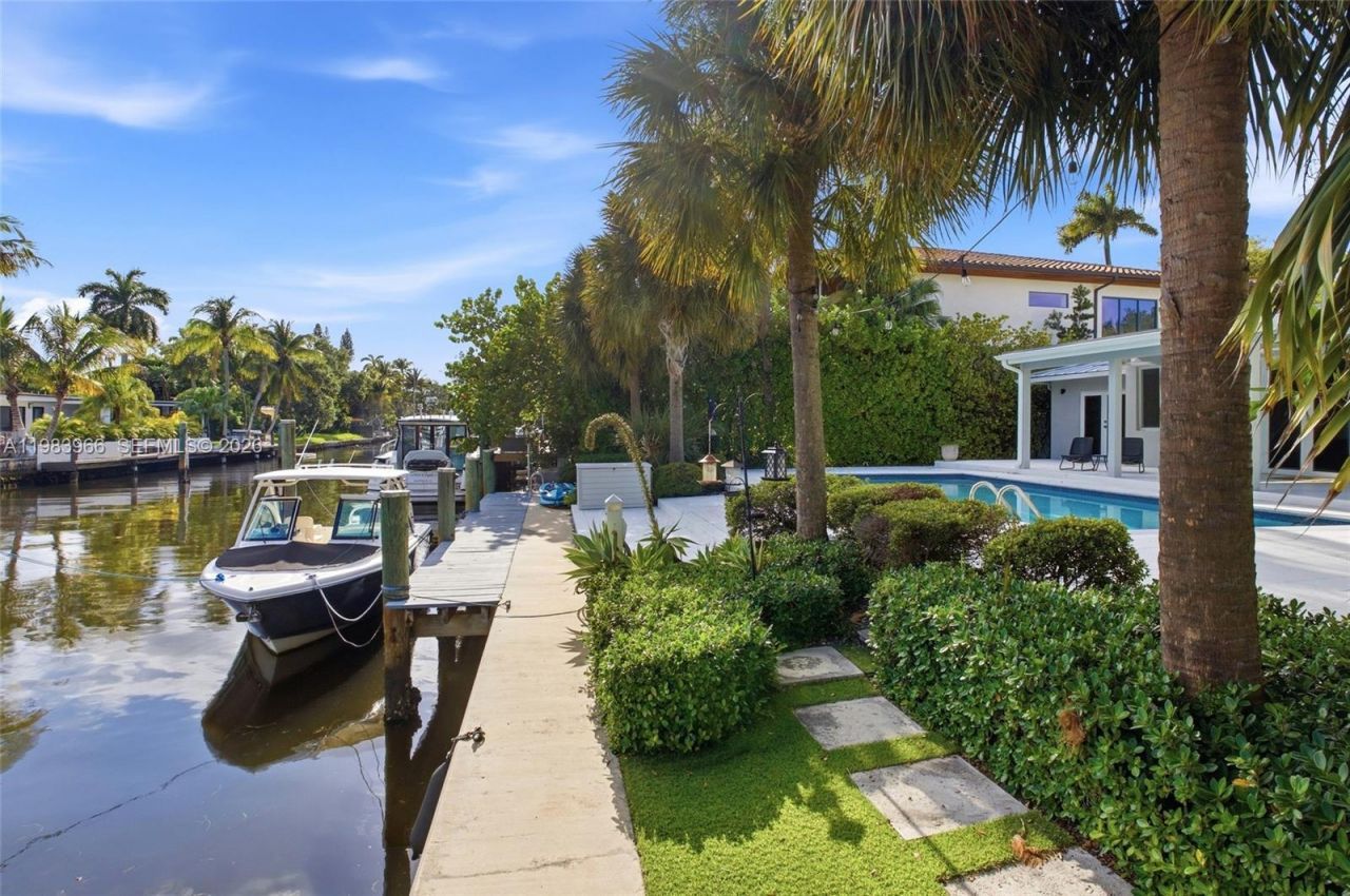 1150 NE 91st St, Miami, FL 33138 Photo