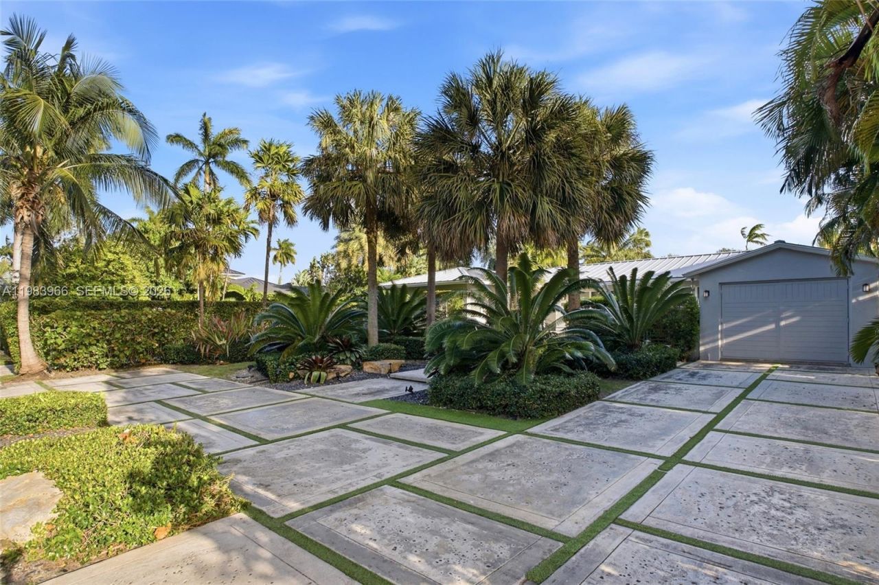 1150 NE 91st St, Miami, FL 33138 Photo