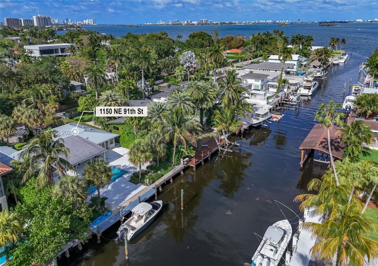 1150 NE 91st St, Miami, FL 33138 Photo