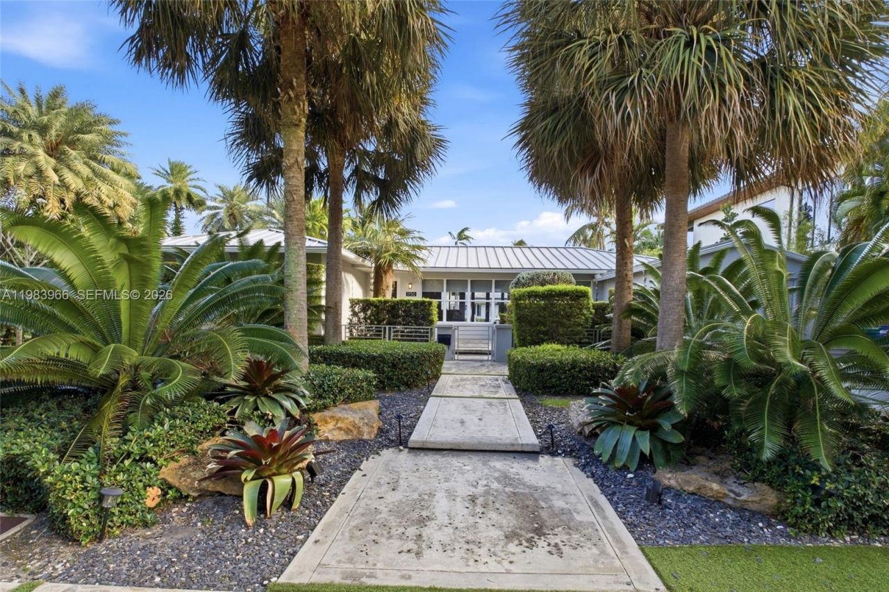 1150 NE 91st St, Miami, FL 33138 Photo