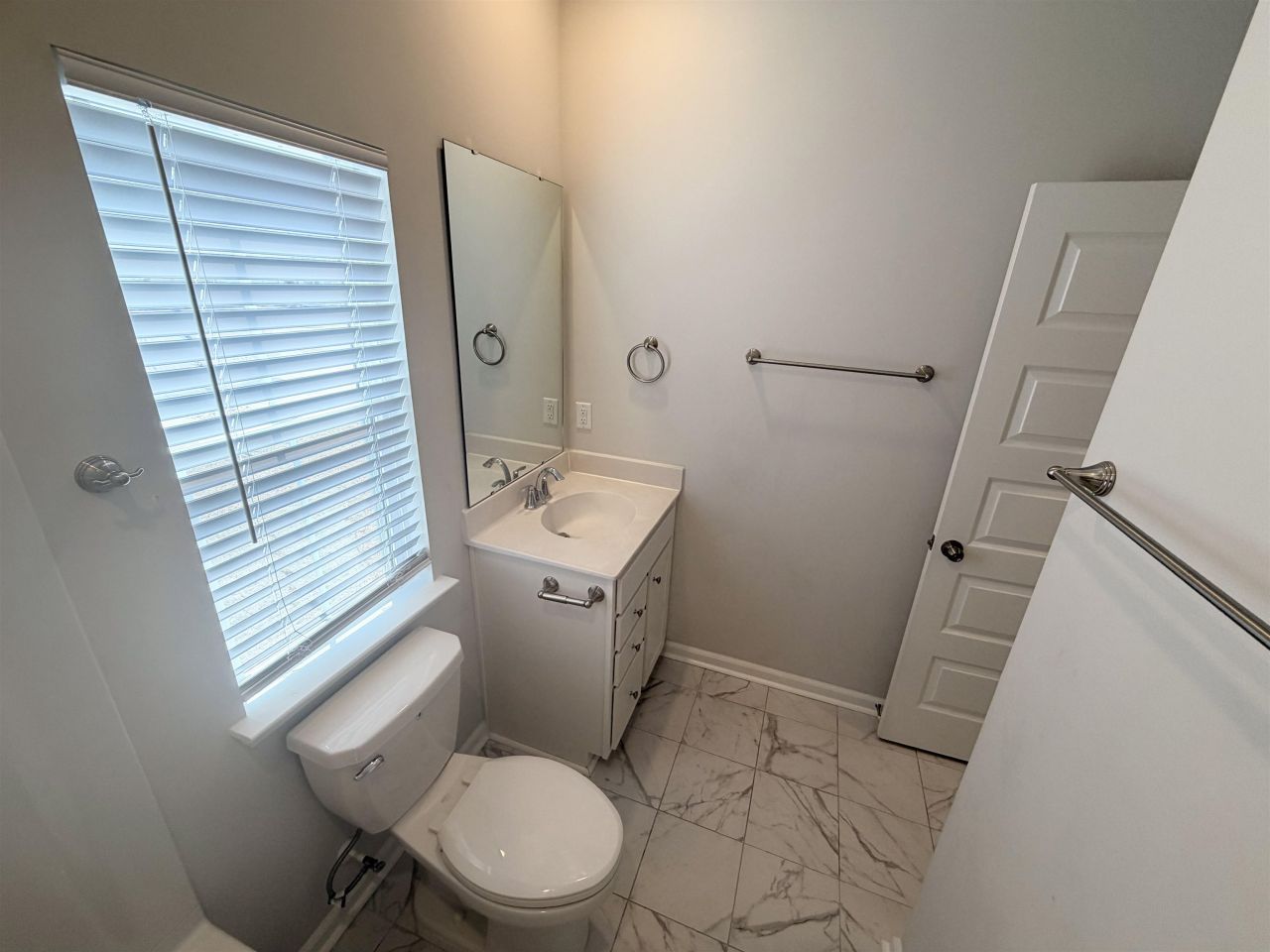 546 Magnolia Terrace Dr Photo 11