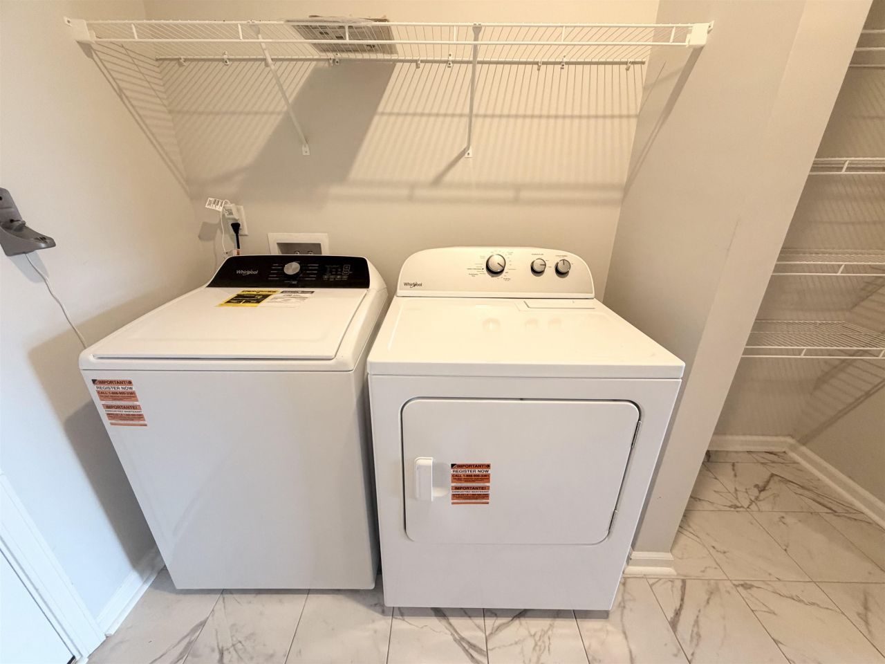 546 Magnolia Terrace Dr Photo 14