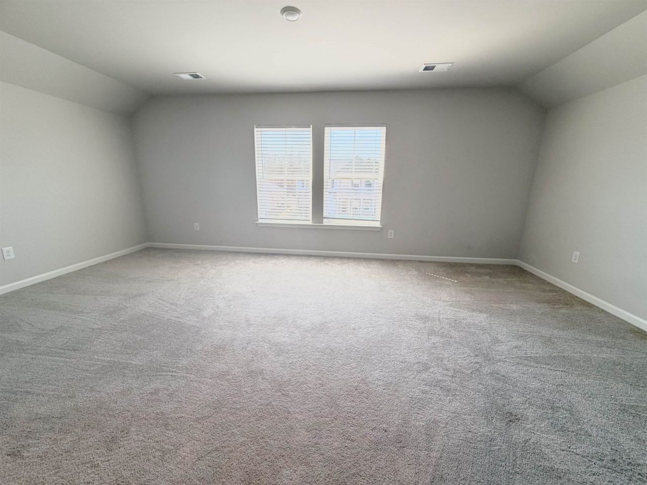 546 Magnolia Terrace Dr Photo 22