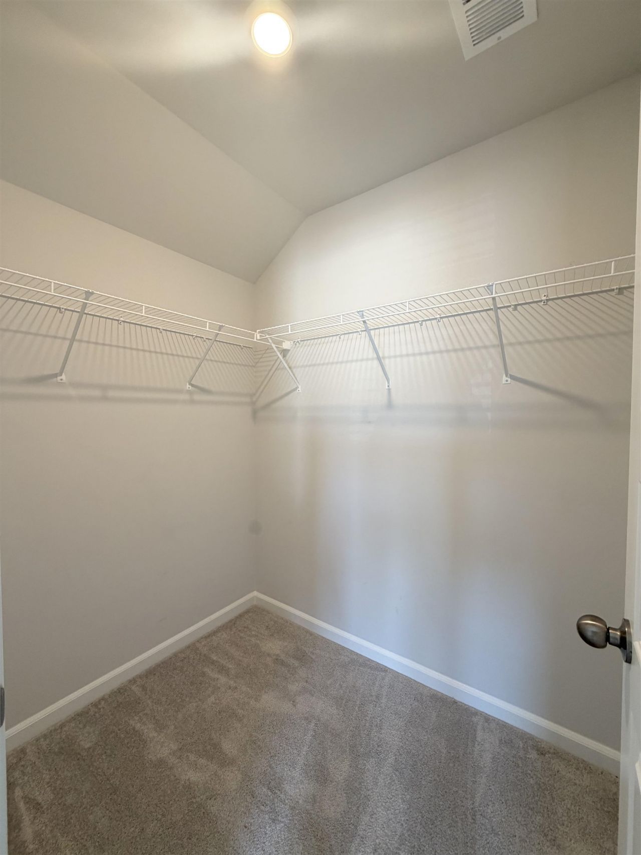 546 Magnolia Terrace Dr Photo 25