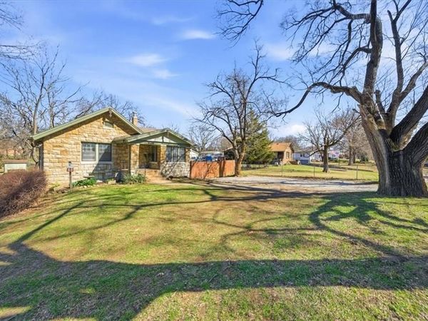 5400 Yecker Avenue, Kansas City, KS 66104