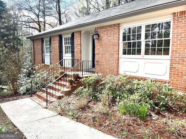 2160 Jay Lane SE, Smyrna, GA 30080