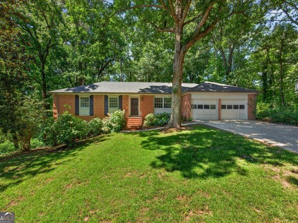 2160 Jay Lane SE, Smyrna, GA 30080