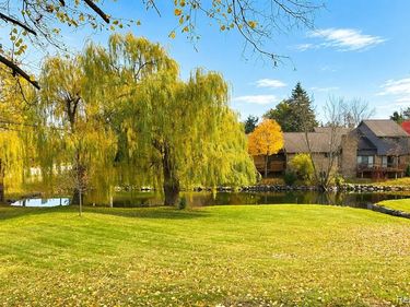 5525 Woodland Court, West Bloomfield Twp, MI 48322