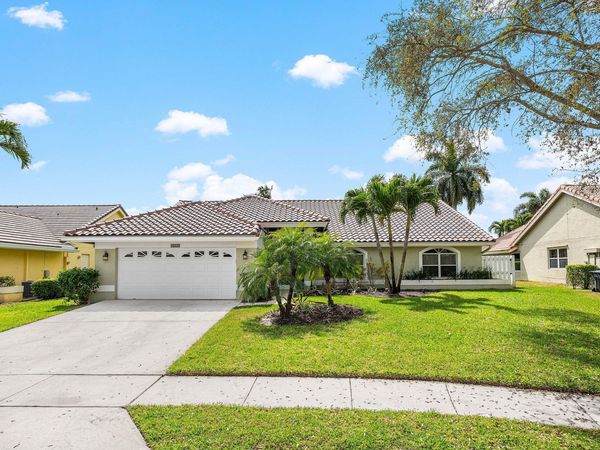 6019 Wedgewood Village Circle, Lake Worth, FL 33463