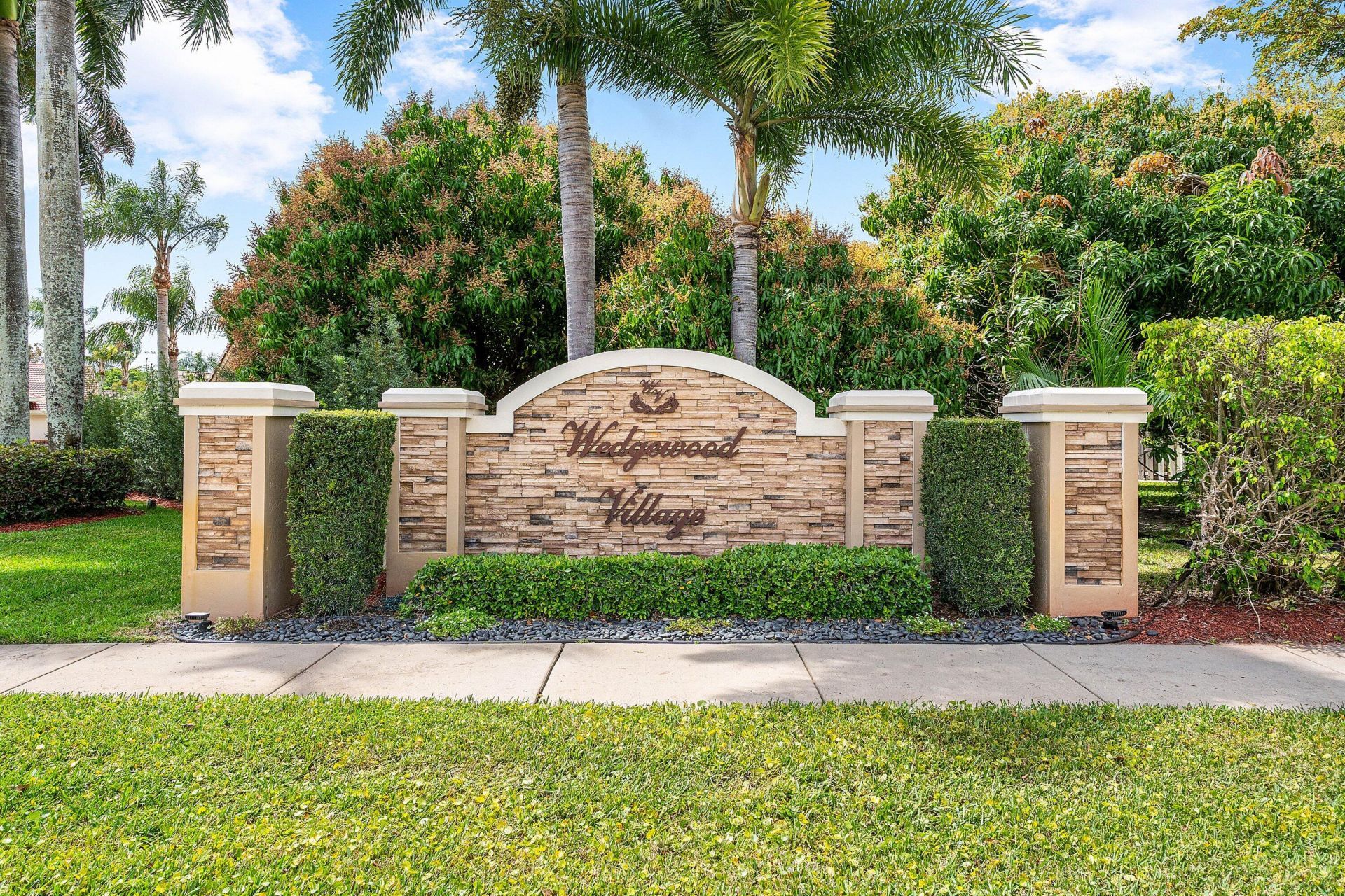 6019 Wedgewood Village Circle, Lake Worth, FL 33463 Photo