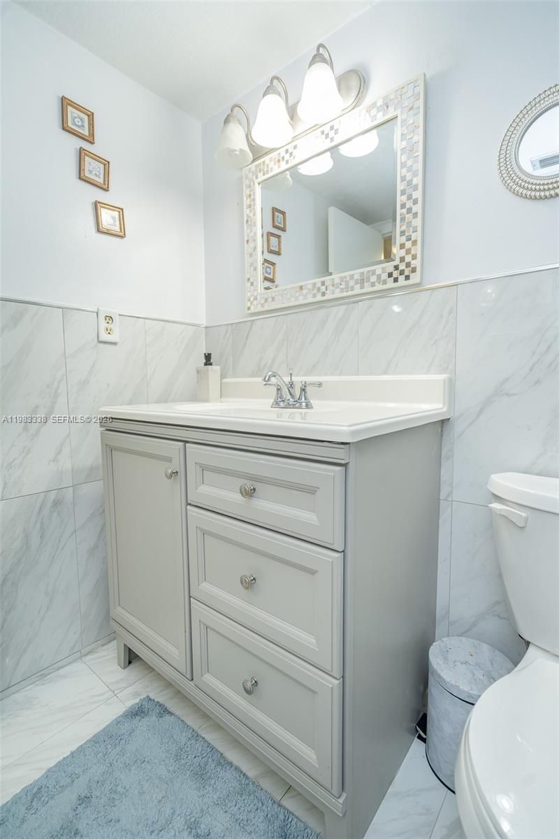 1000 Colony Point Cir , Unit 203, Pembroke Pines, FL 33026 Photo