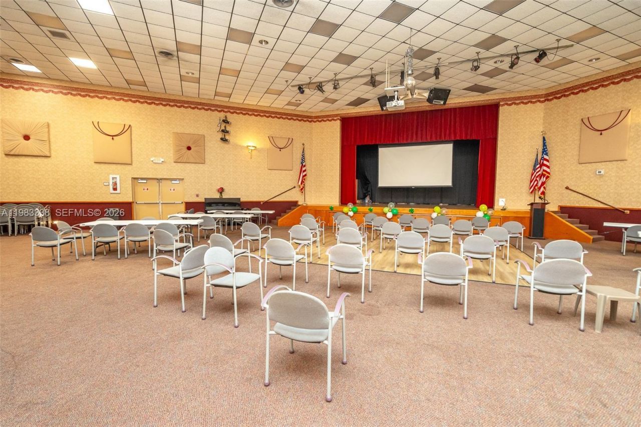 1000 Colony Point Cir , Unit 203, Pembroke Pines, FL 33026 Photo