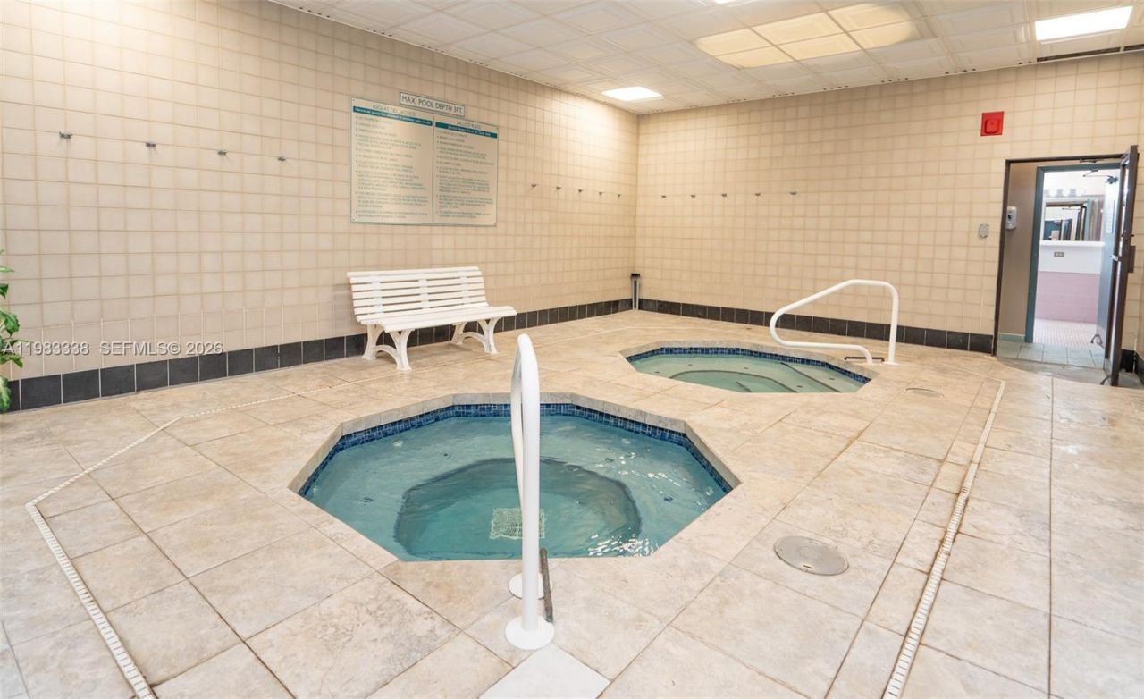 1000 Colony Point Cir , Unit 203, Pembroke Pines, FL 33026 Photo