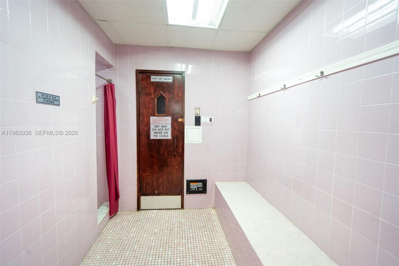 1000 Colony Point Cir , Unit 203, Pembroke Pines, FL 33026 Photo