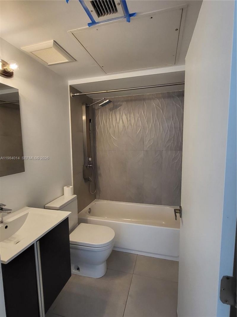 557 Michigan Ave , Unit 113, Miami Beach, FL 33139 Photo