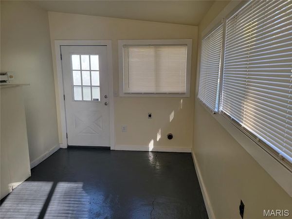 338 Saint Louis Avenue , St Louis, MO 63135