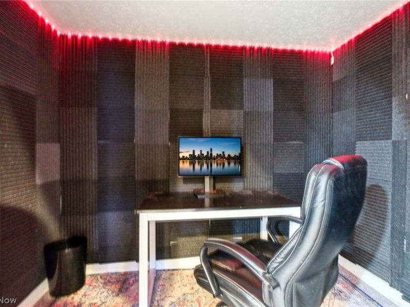 26080 Bagley Road, Olmsted Falls, OH 44138 Photo 28