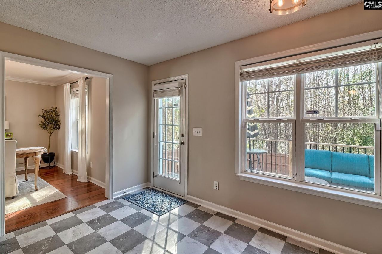 466 Robins Egg Drive  Photo 9