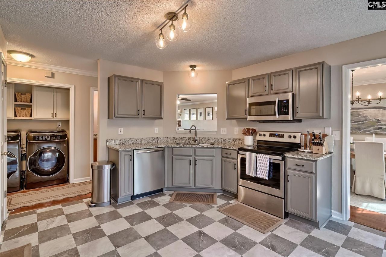 466 Robins Egg Drive  Photo 5