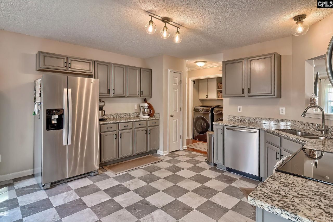 466 Robins Egg Drive  Photo 8