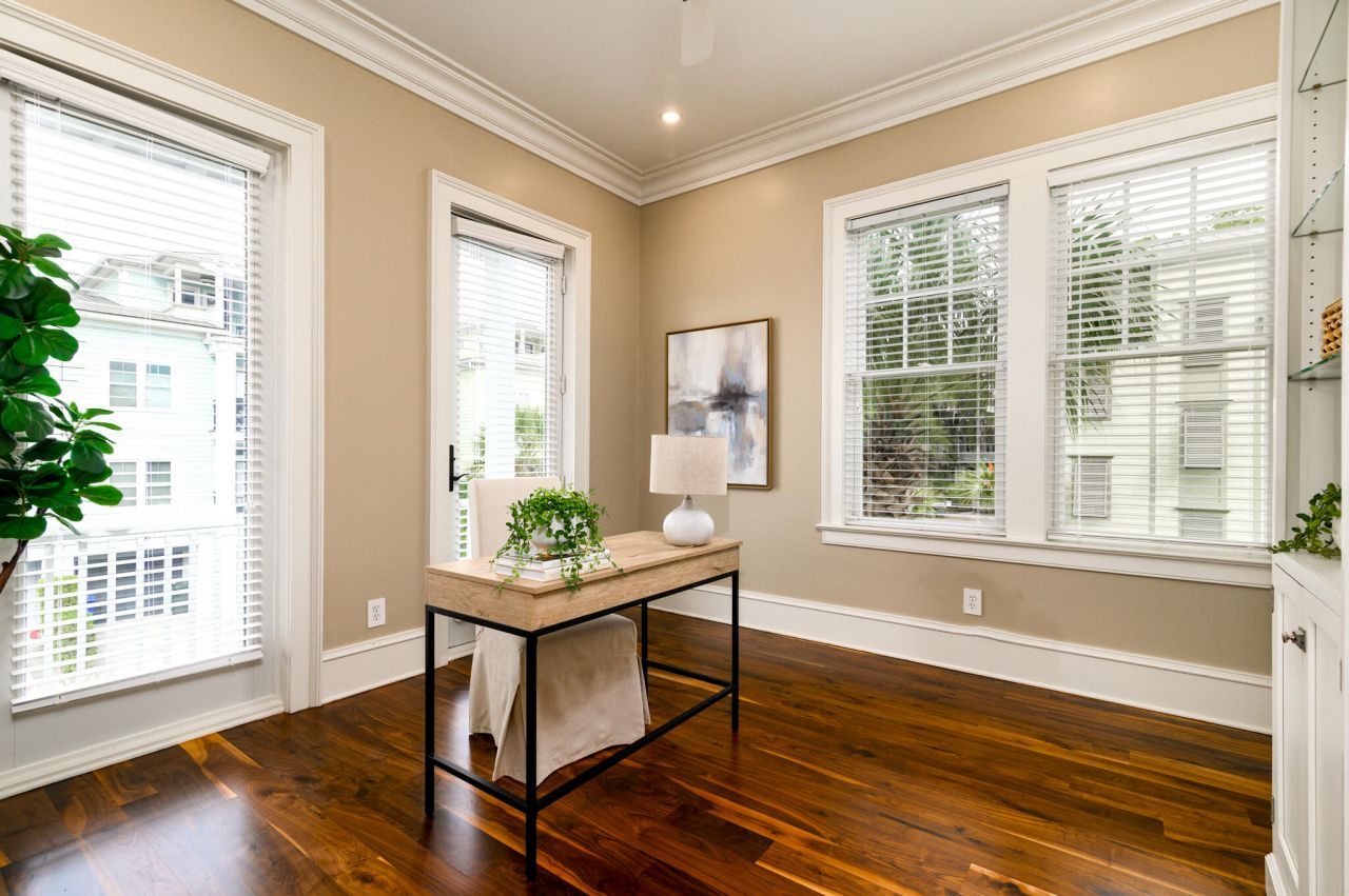 9 Transom Court Photo 33