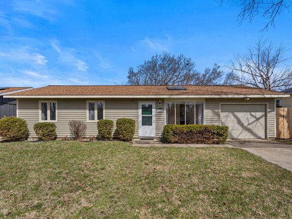 2504 Hathaway Drive , Champaign, IL 61821