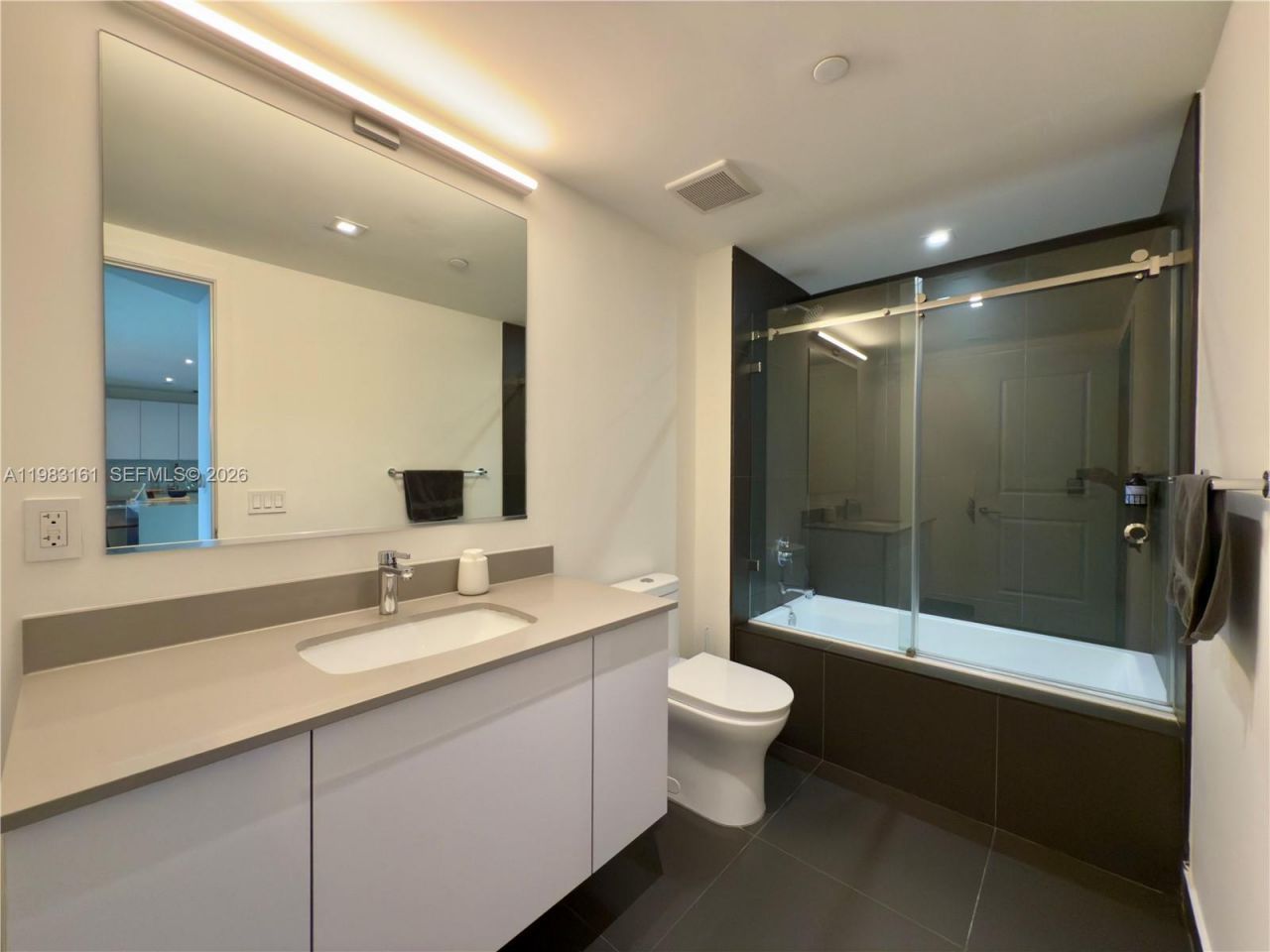 1600 NE 1st Ave, Unit 1407, Miami, FL 33132 Photo