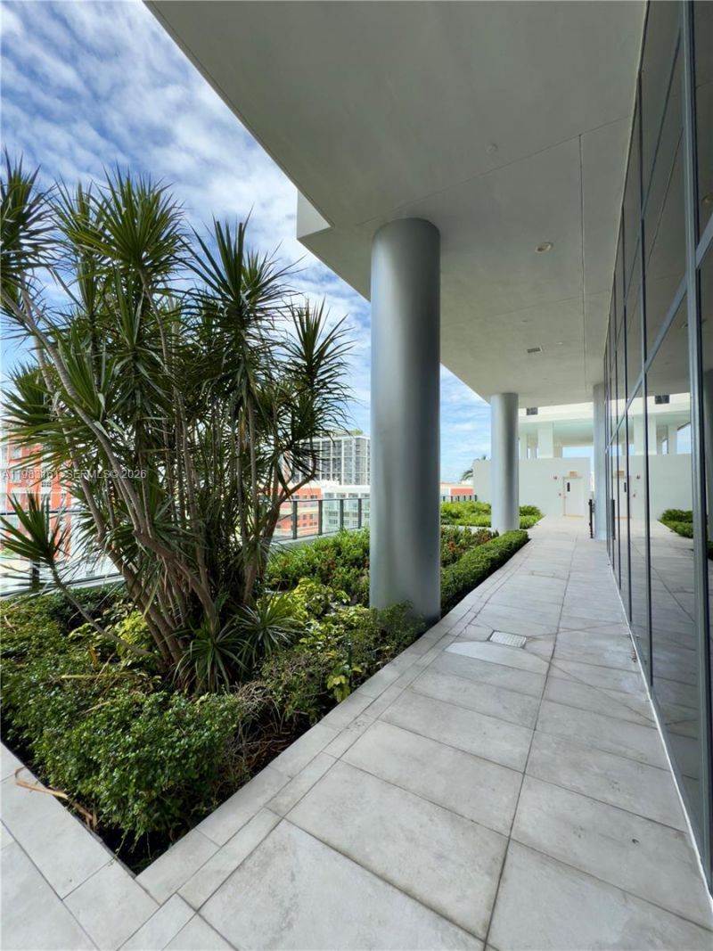 1600 NE 1st Ave, Unit 1407, Miami, FL 33132 Photo