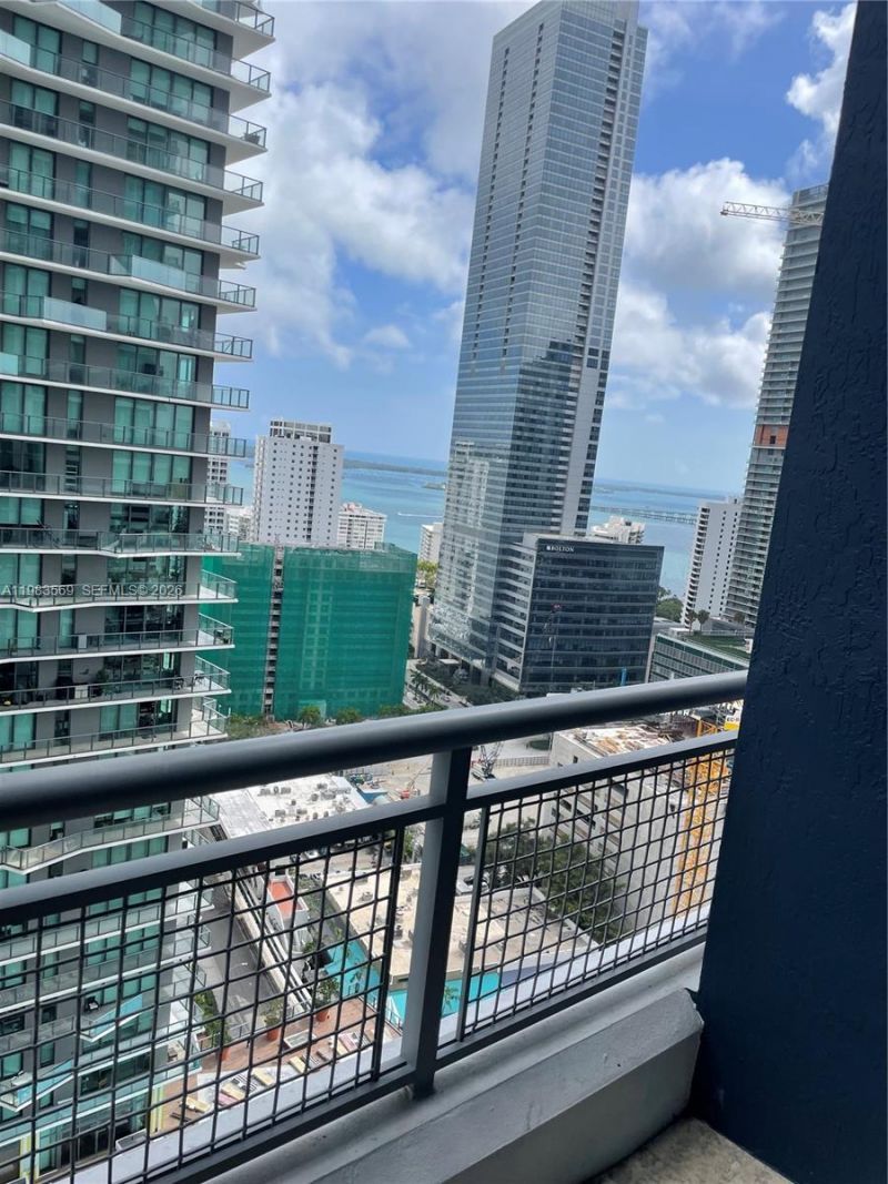 60 SW 13th St, Unit 1806, Miami, FL 33130 Photo