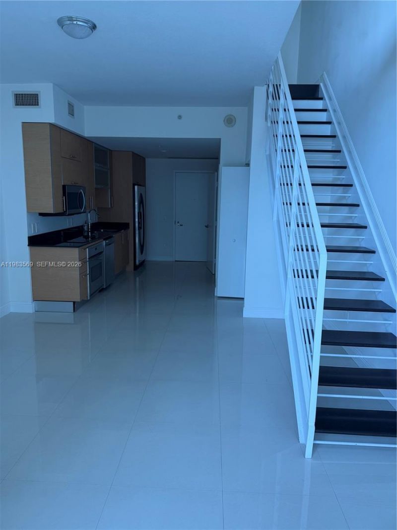 60 SW 13th St, Unit 1806, Miami, FL 33130 Photo
