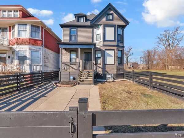 2575 Harding Street, Detroit, MI 48214