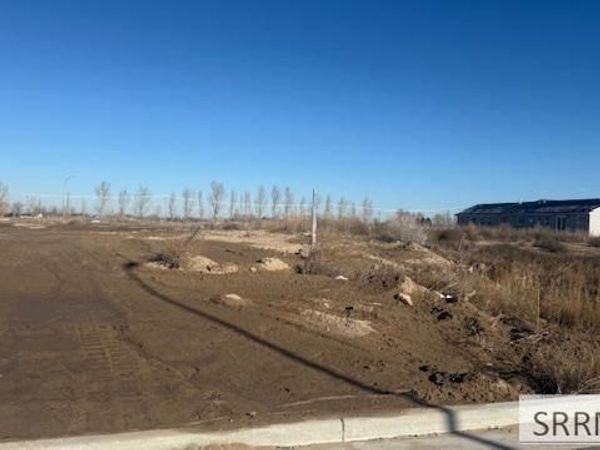 361&371 Copeland Dr, IDAHO FALLS, ID 83402