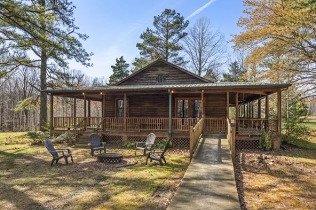 3778 Highway 100 W, Centerville, TN 37033 Main Photo