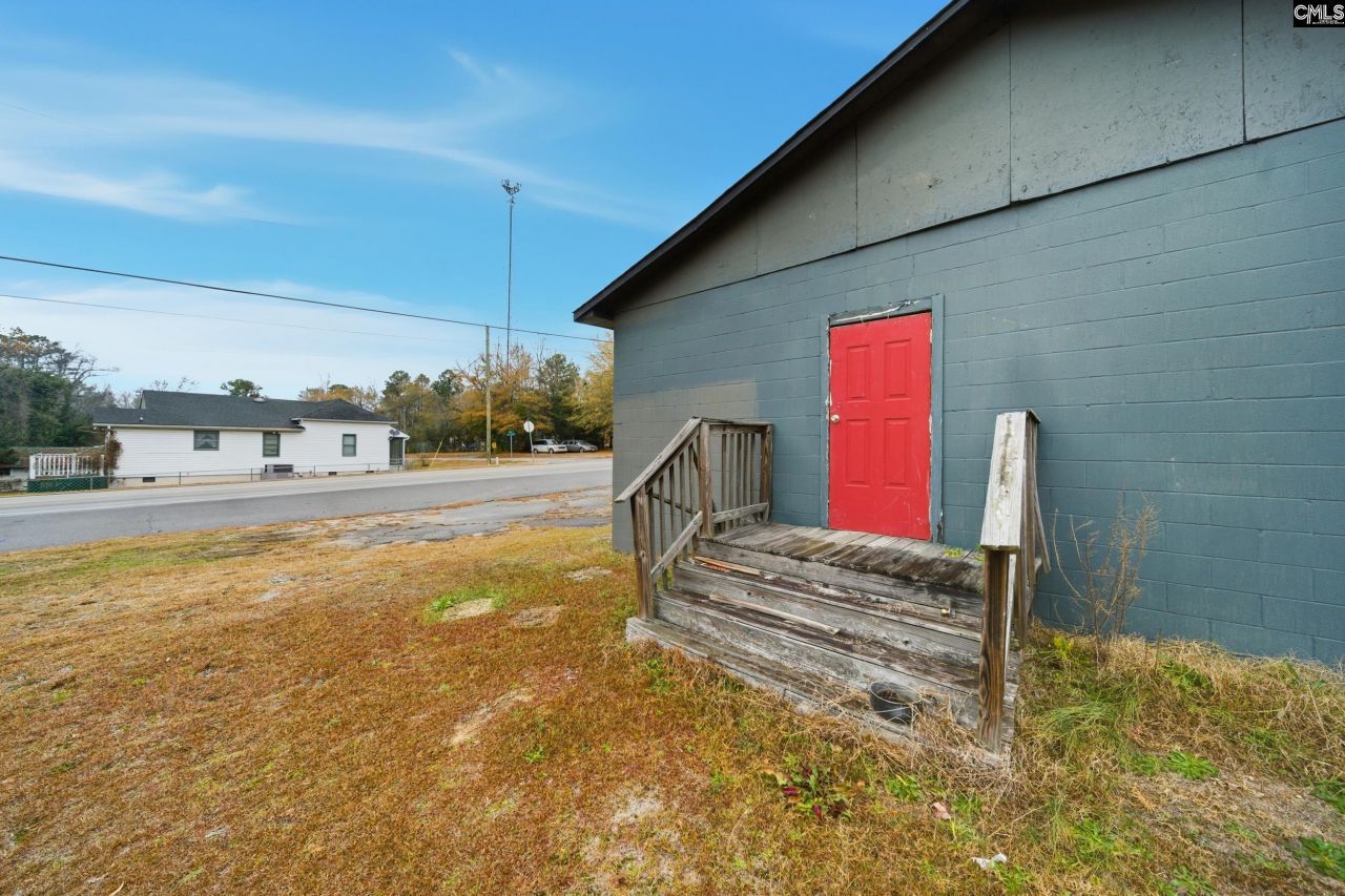 326 E Church Street Photo 6