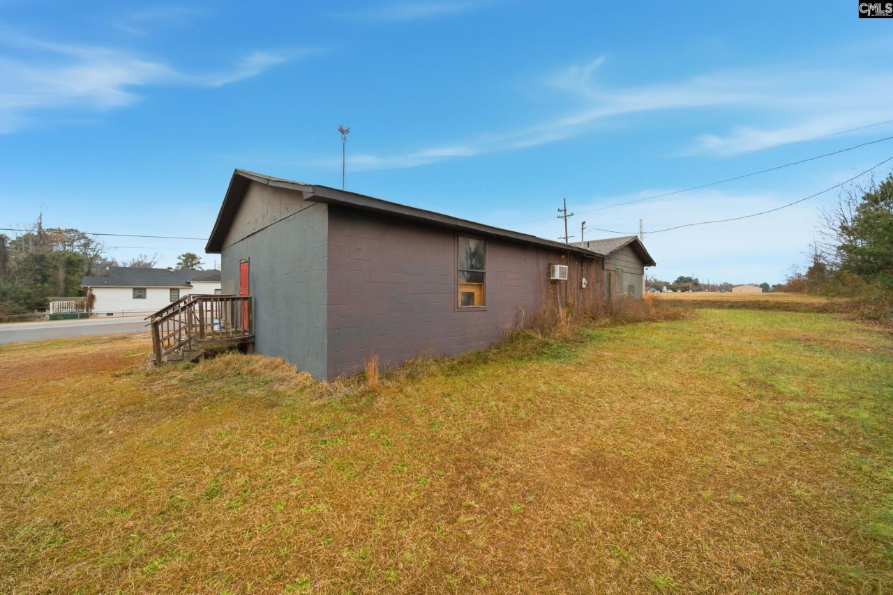 326 E Church Street Photo 7