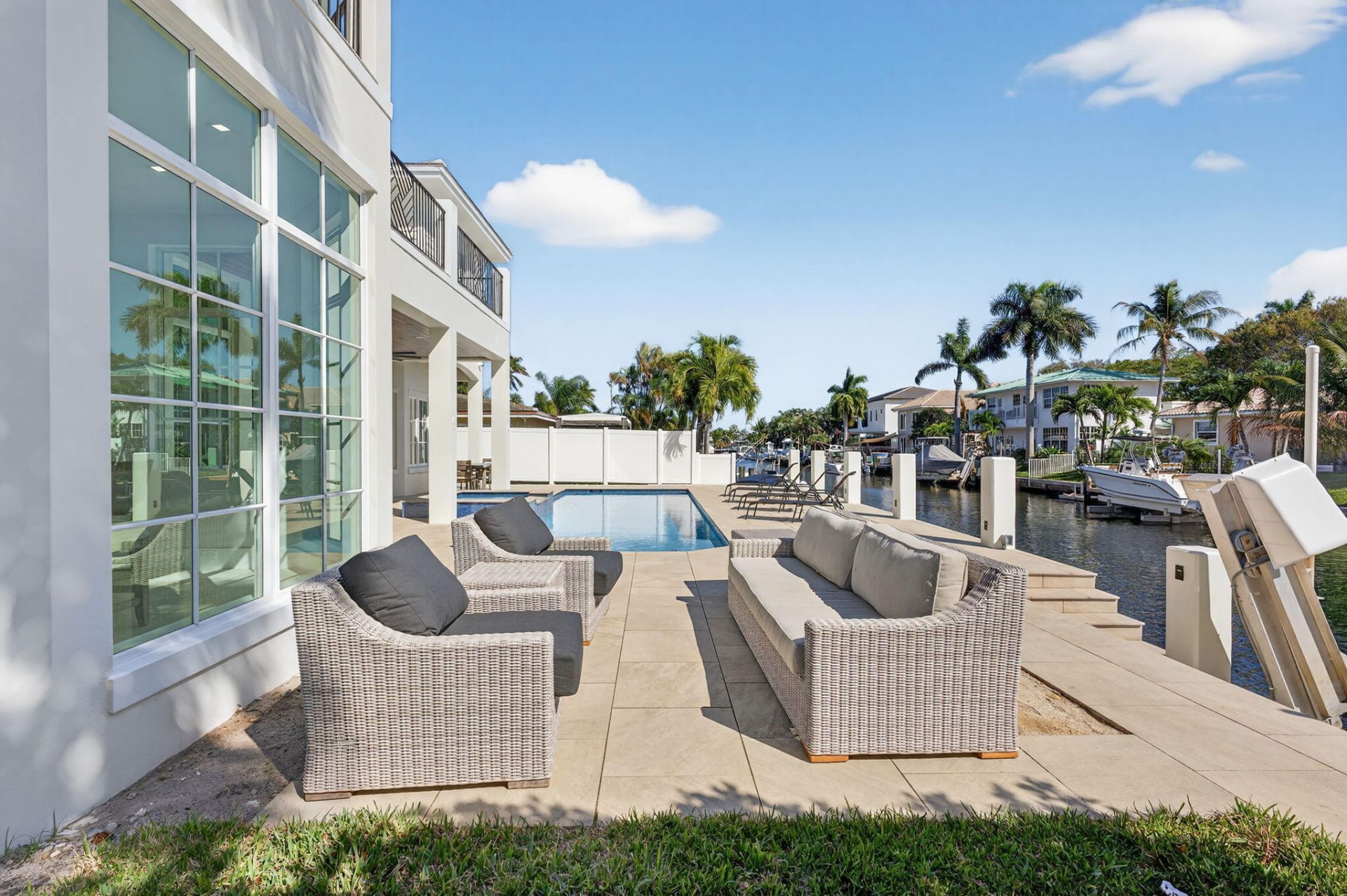 310 SE 9th Court, Pompano Beach, FL 33060 Photo