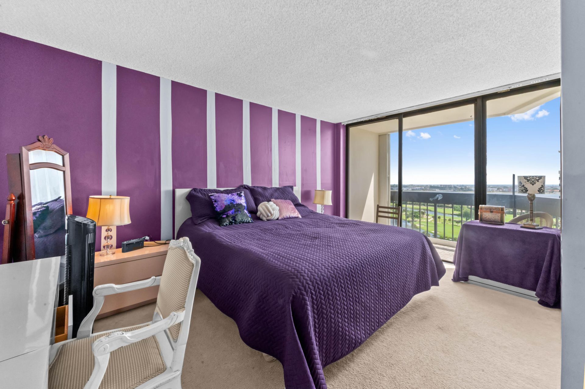 2400 Presidential Way, Unit 2004, West Palm Beach, FL 33401 Photo